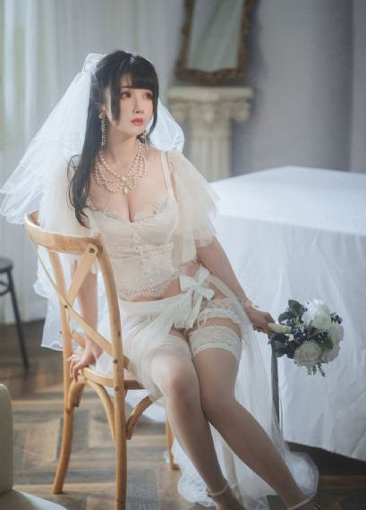可播放在线亚洲女同_DVD免费观看视频